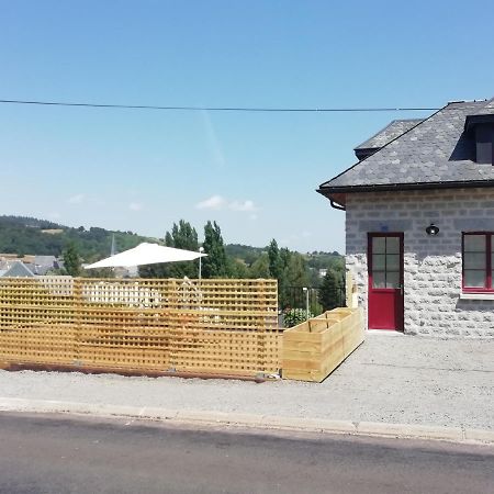 Gite De Granit Noir Besse-et-Saint-Anastaise Buitenkant foto